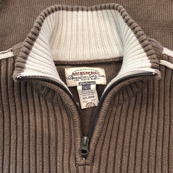 YOUNG MEN’S AMERICAN RAG SWEATER - Picture 3 of 4